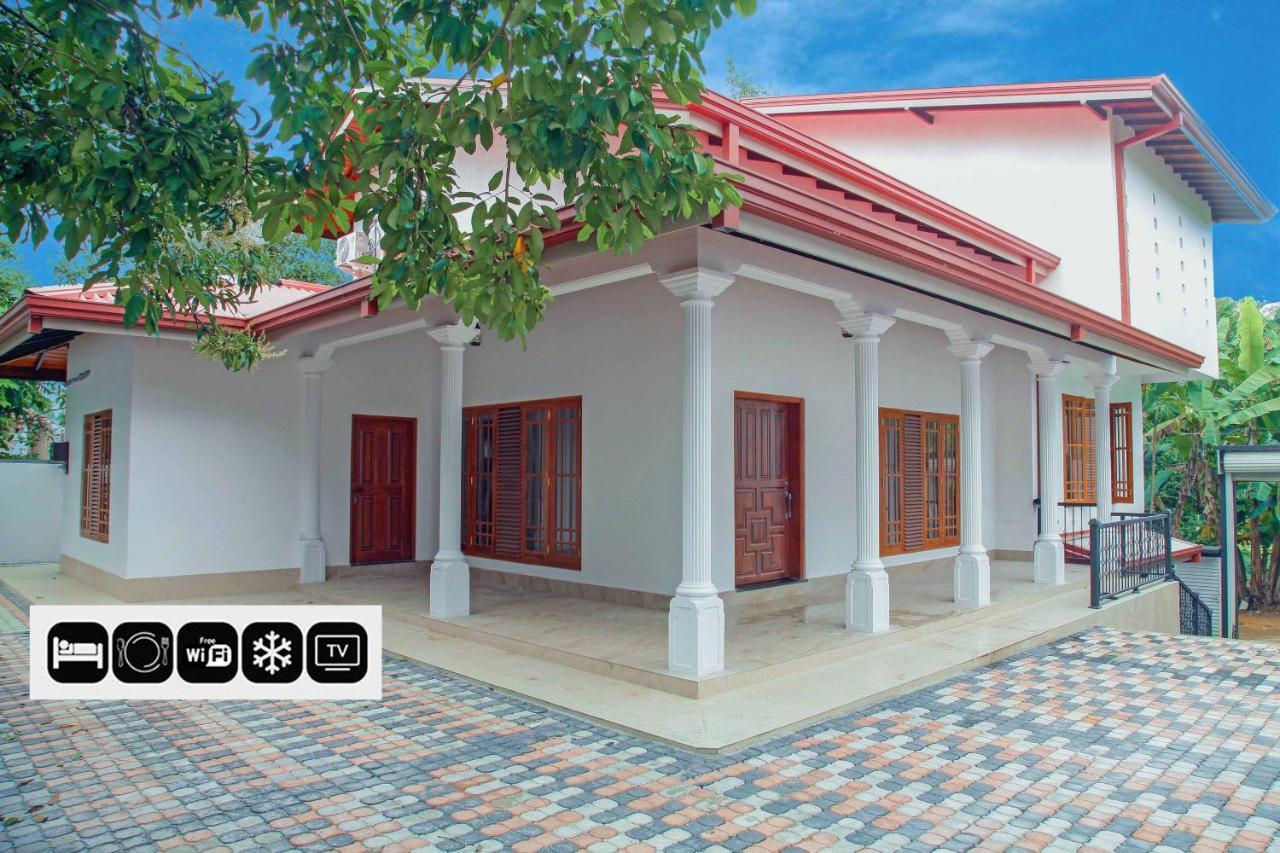 Hotel White House Ratnapura Eksteriør bilde